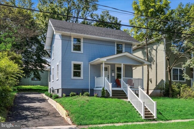 Building Photo - 87 Columbia Ave