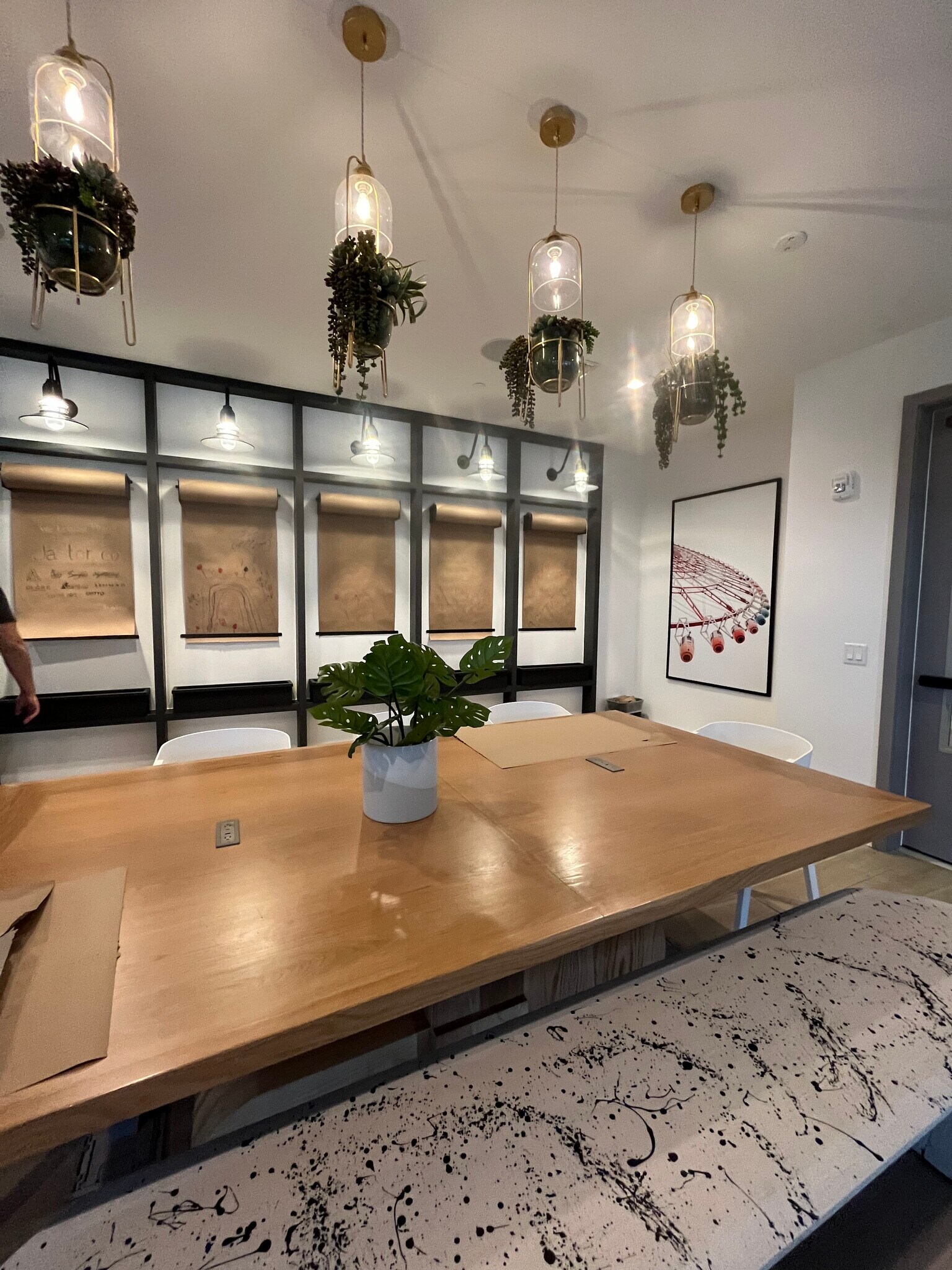 Building Photo - 147 NW 32nd St