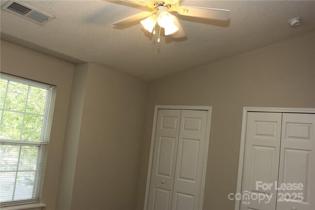 Building Photo - 17013 Turning Stick Ct