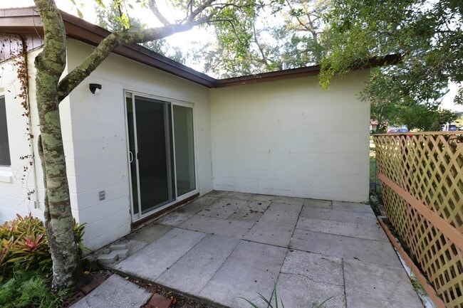 Building Photo - 253 Laguna Ct