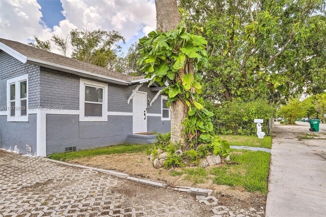 Building Photo - 1920 NW 47th St