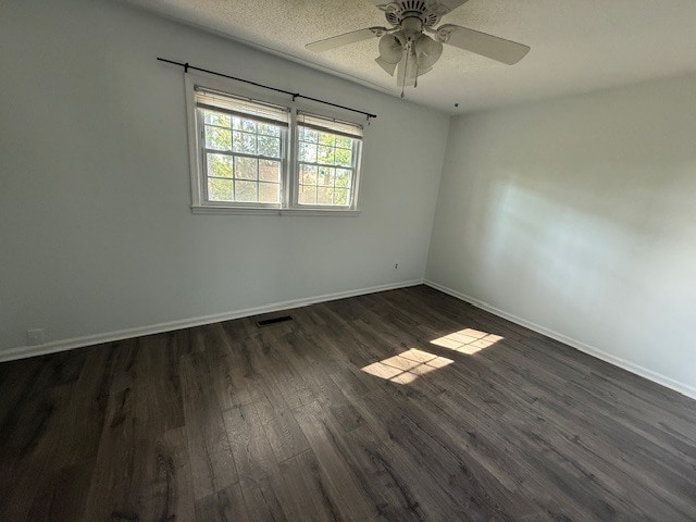 Building Photo - 1706 Fawn Vista Dr N