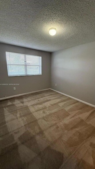 Building Photo - 9933 Nob Hill Ln