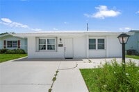 Building Photo - 142 NW 10th Ct