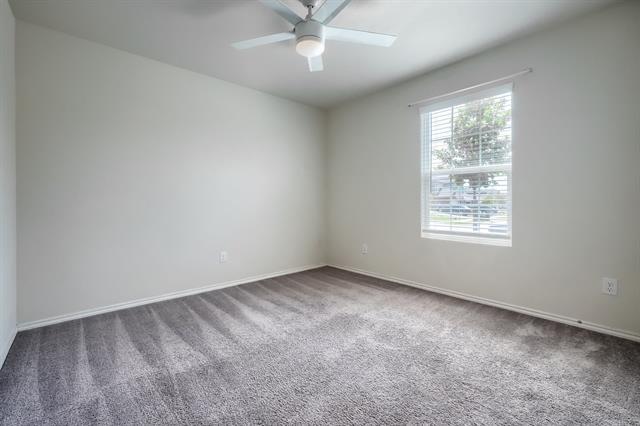 Building Photo - 5549 Cherokee Rose Dr