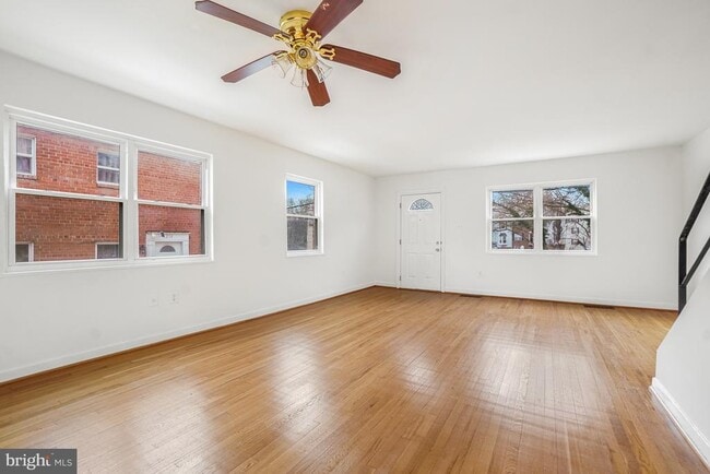Building Photo - 6212 Carters Ln