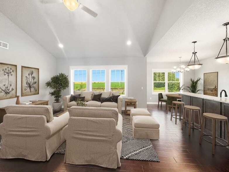 Building Photo - 5815 Quarry Dr