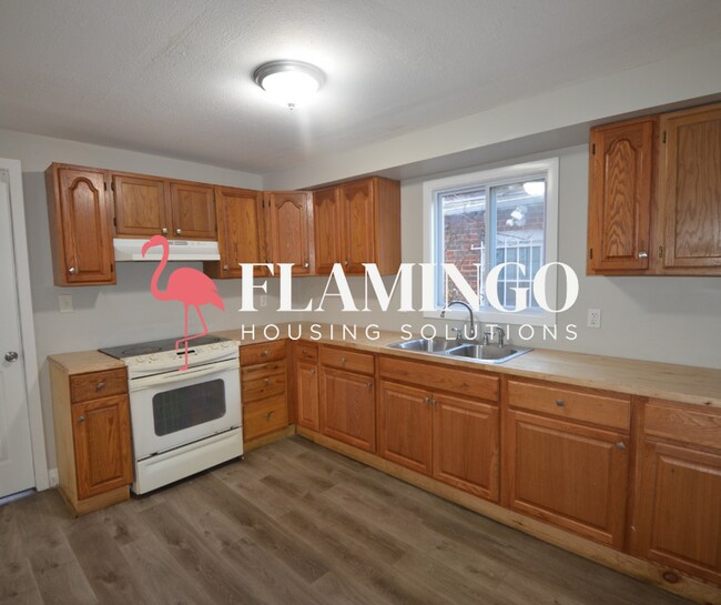 Building Photo - 213 Westwood Ave