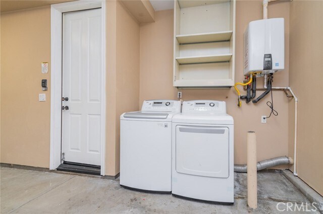 Building Photo - 1351 S Magnolia Ave