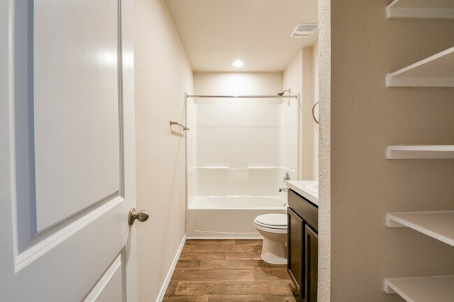 Building Photo - 16744 Lonely Pines Dr