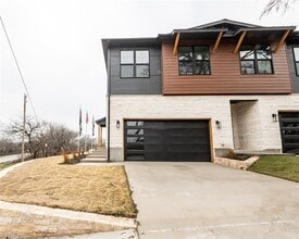 Building Photo - 110 Clark Ln