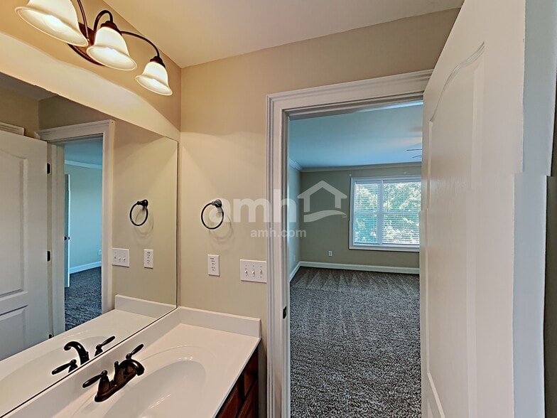 Building Photo - 346 Norway Spruce Ct