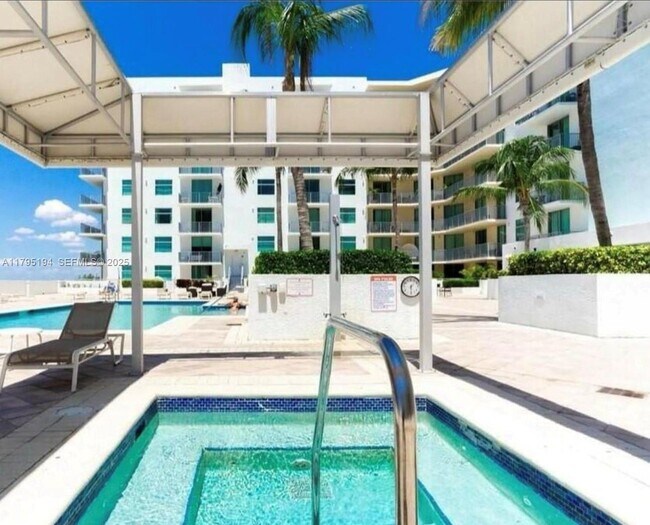 Building Photo - 140 S Dixie Hwy