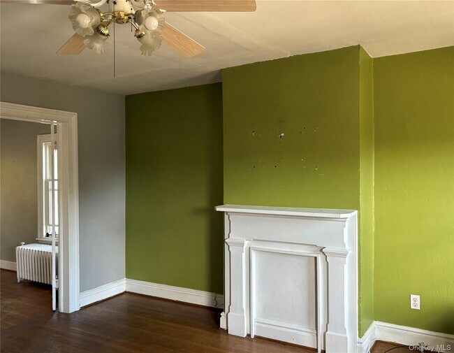 Building Photo - 7 Hudson Ave