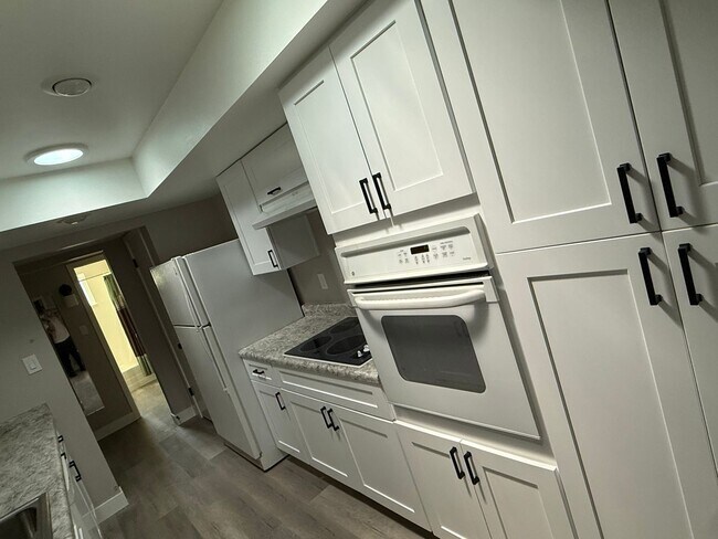 Building Photo - Remodeled 3 Bedroom Home Tempe