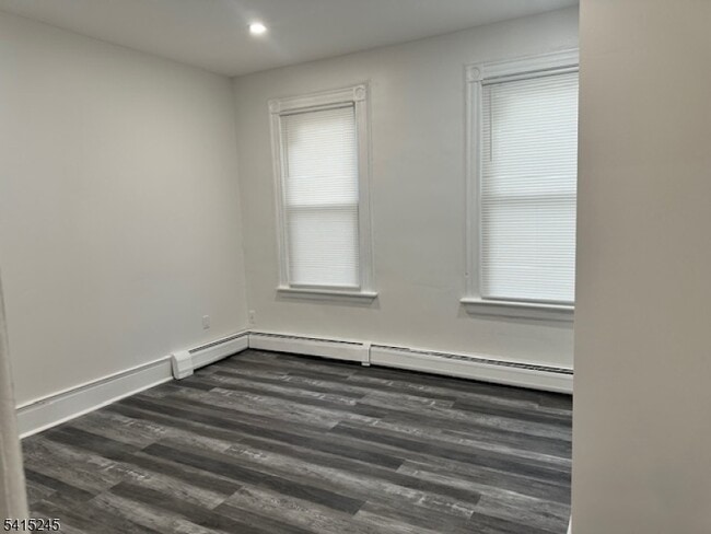 Building Photo - 145 N 2nd St