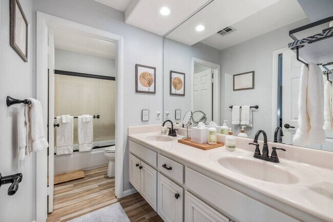 Building Photo - Ocotillo Private Oasis & Pool Monthly