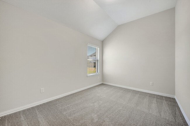 Building Photo - 2810 Woodbrook Dr