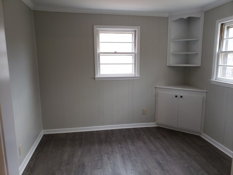 Building Photo - 651 Mc Abee Rd