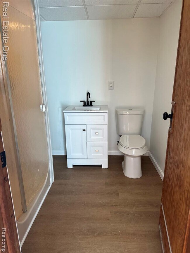 Building Photo - 1982 S Ortonville Rd