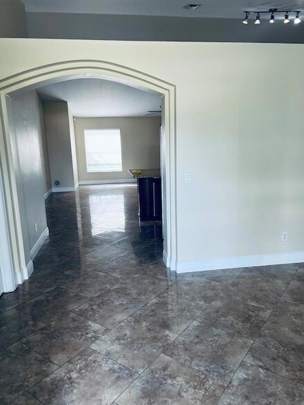 Building Photo - 1836 SE Fallon Dr