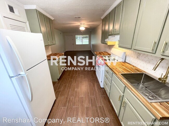 Building Photo - 2 br, 1 bath House - 2946 Ruskin Rd