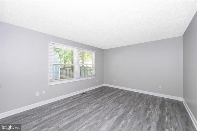 Building Photo - 12284 Bandera Ln