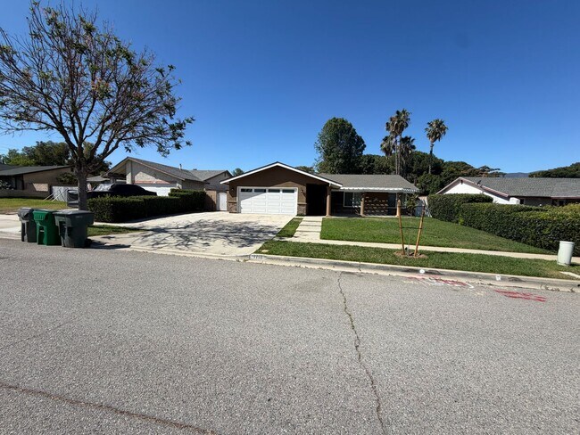Building Photo - 1118 Zircon St