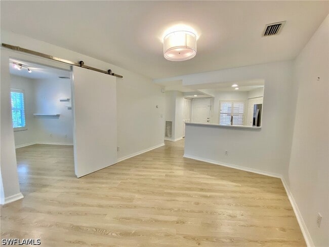 Building Photo - 1096 Woodshire Ln
