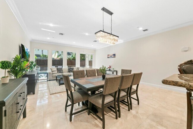 Building Photo - 1849 NE 26th Ave