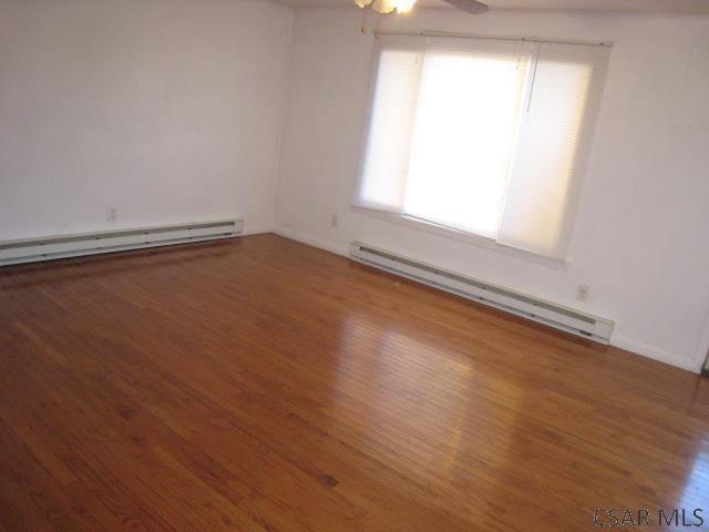 Building Photo - 125 Hickory Dr