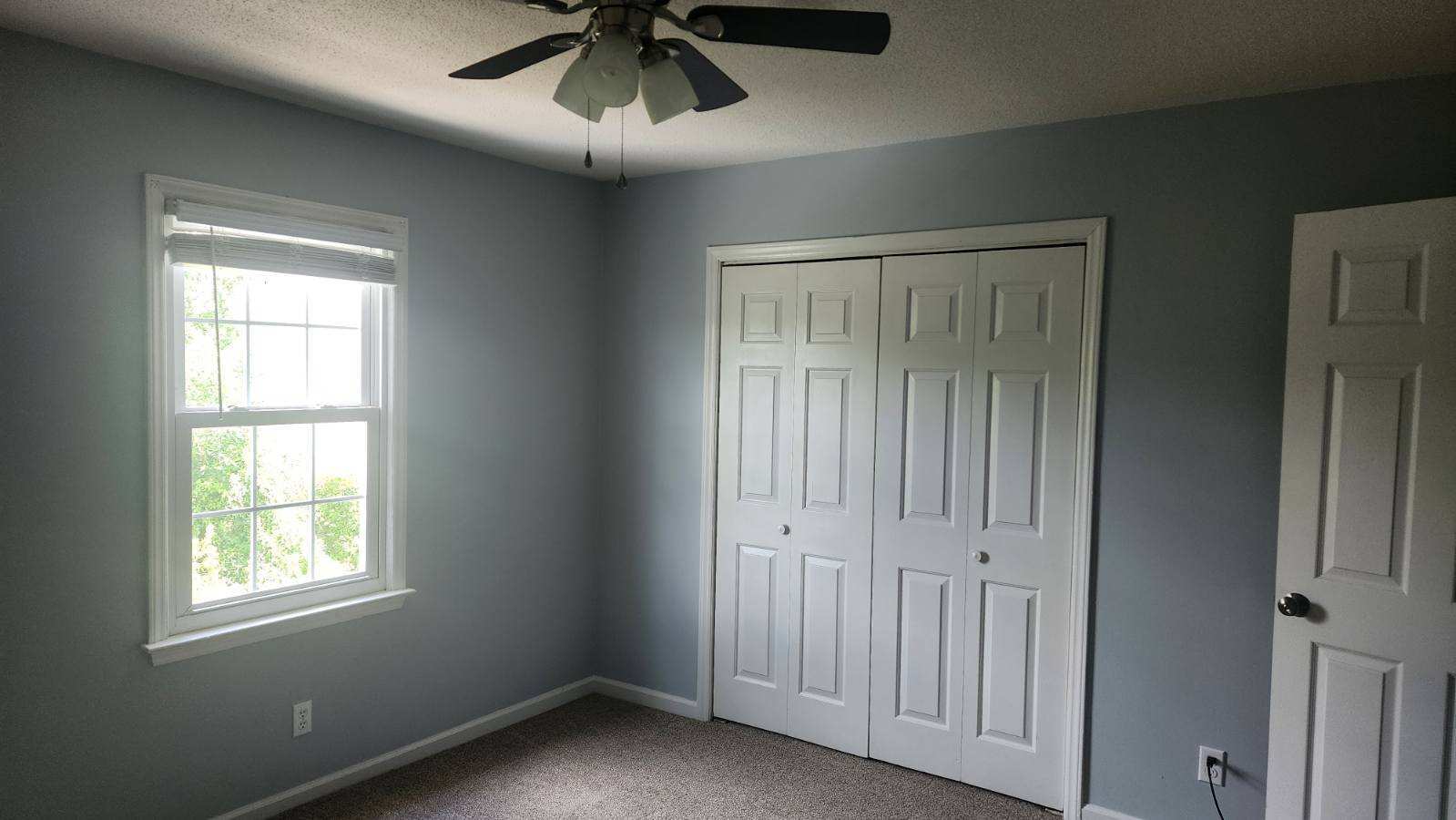 Master Bedroom - 136 Oakmont Dr