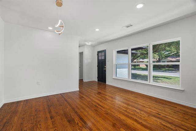 Building Photo - 10209 Casa View Dr