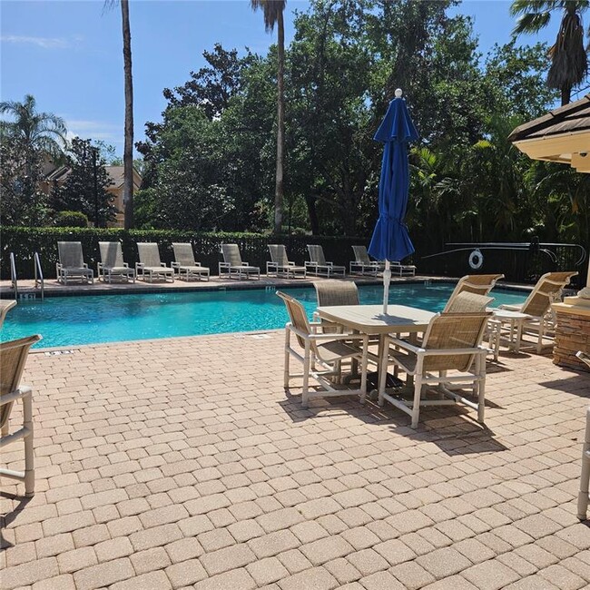 Building Photo - 8110 Villa Grande Ct