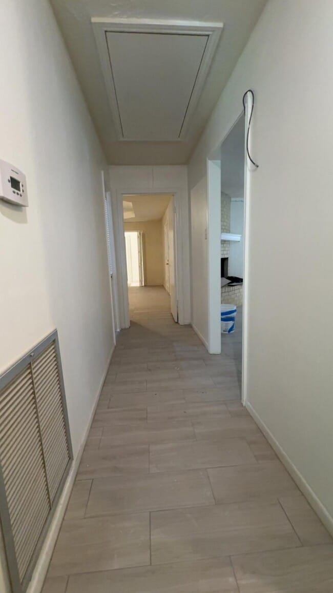 Building Photo - 22803 Trailwood Ln