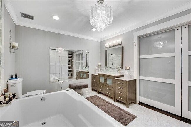 Building Photo - 54 Basswood Cir NE