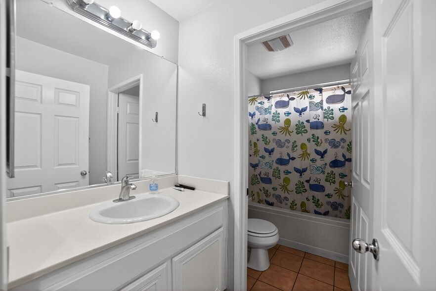 Building Photo - 15017 Northwind Ln