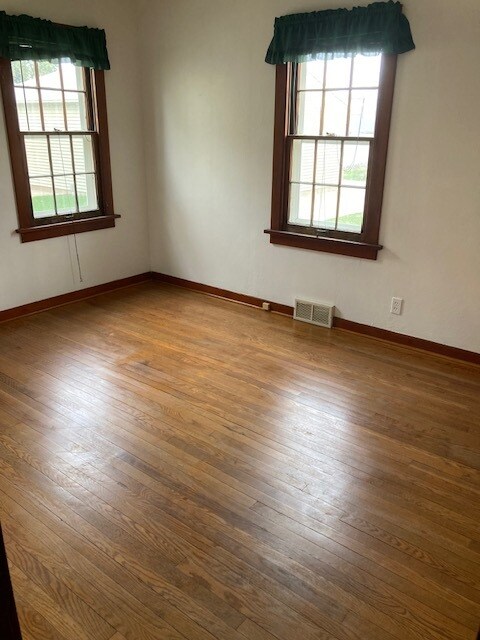 Building Photo - 1822 14th St S