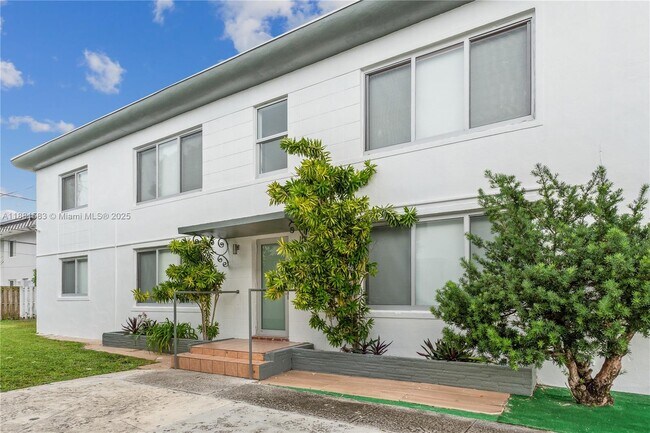 Building Photo - 740 82nd St
