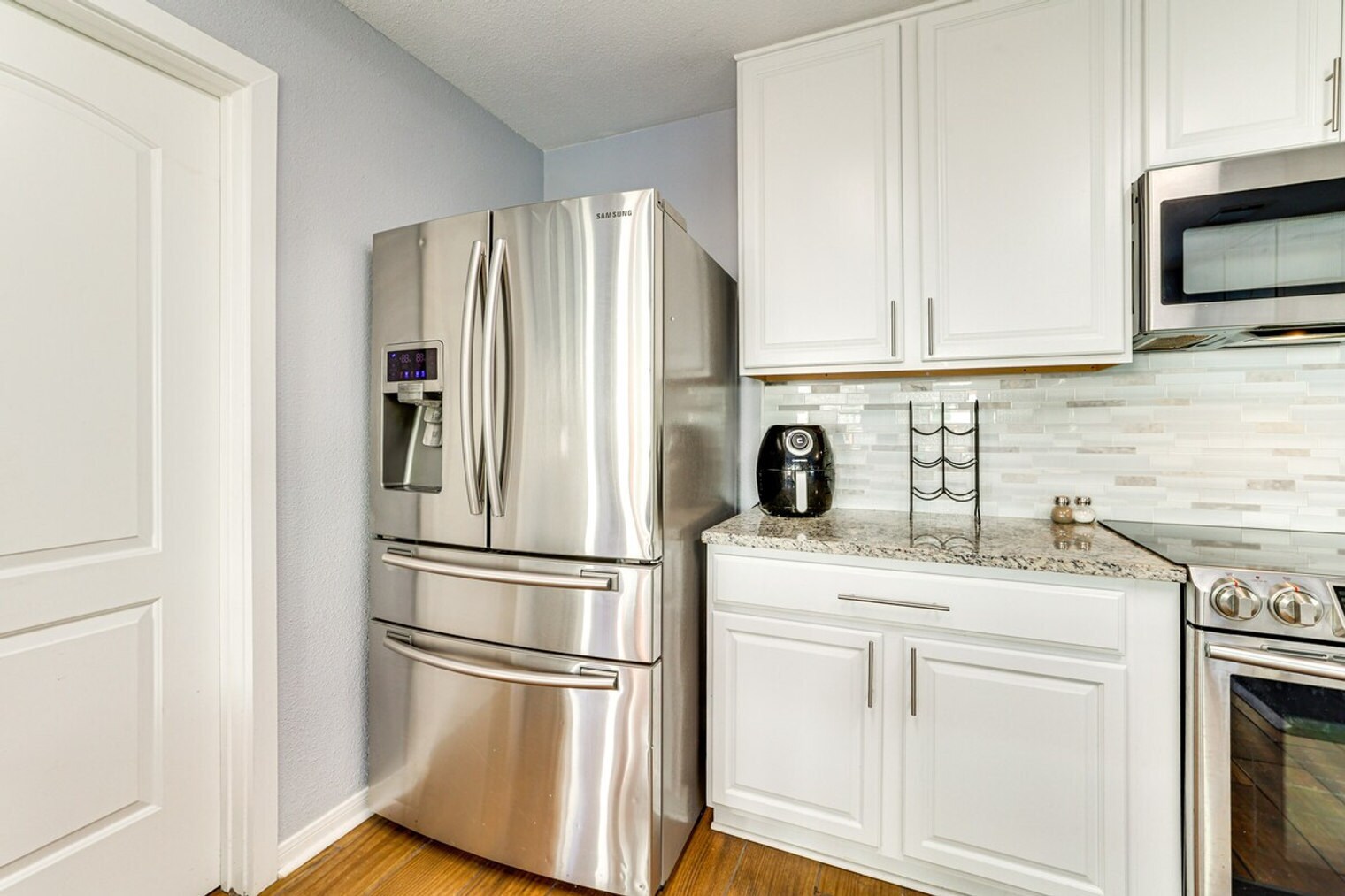 Building Photo - 1122 Gruene Rd