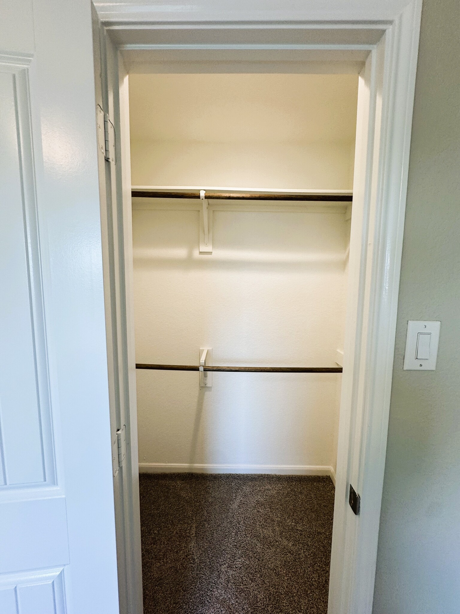 Building Photo - 615 Calm Ct