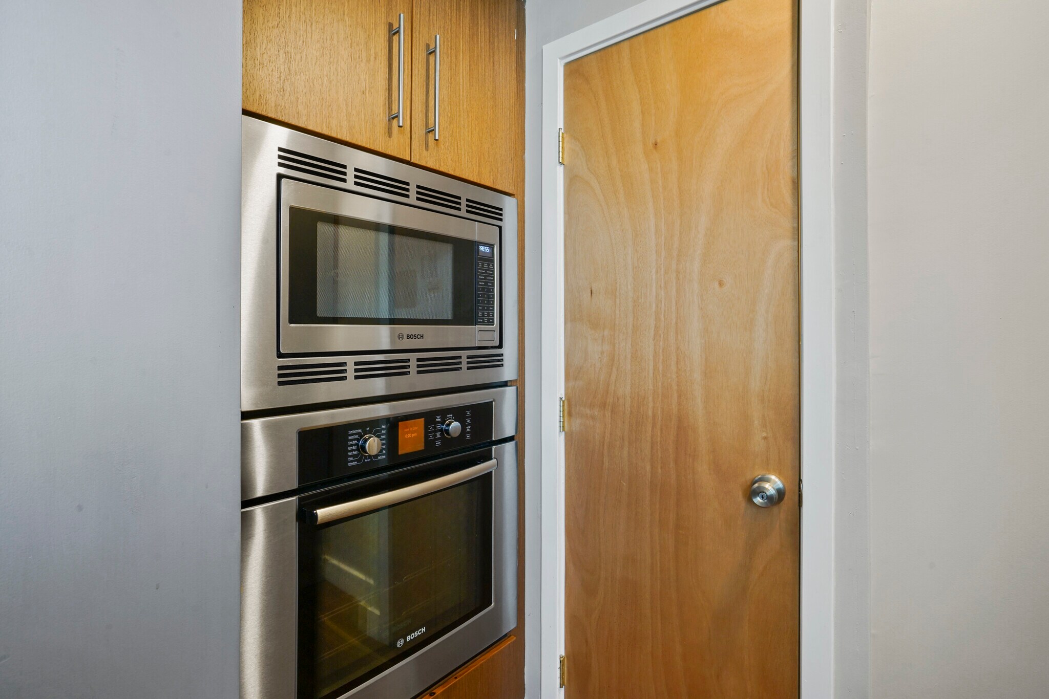 Building Photo - 408 W Juniper St