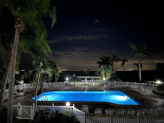 Building Photo - 6322 Palma Del Mar Blvd S