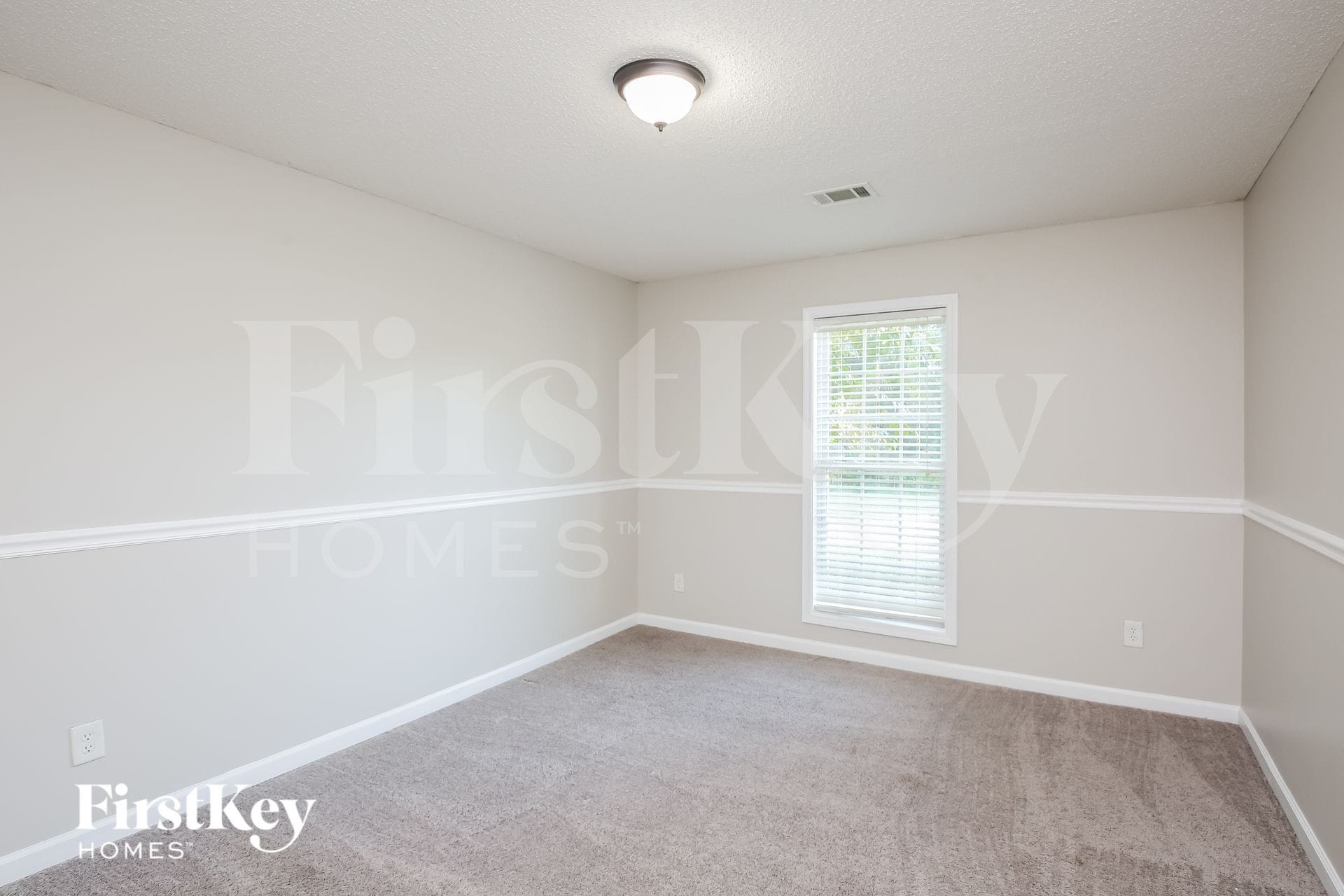 Building Photo - 1581 Brush Creek Dr