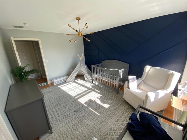 Building Photo - 15 Spencer St