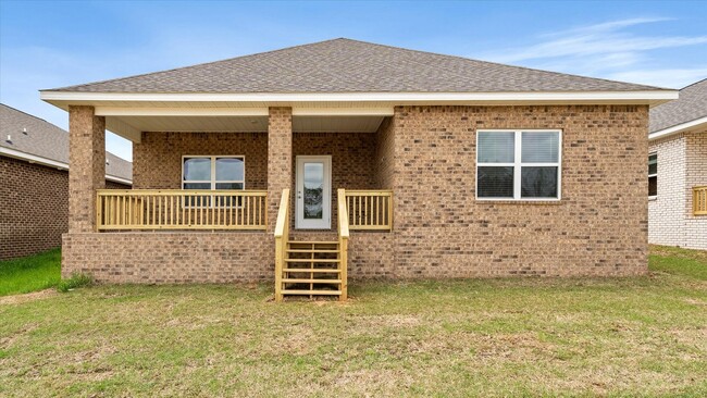 Building Photo - LOTS OF AMENITIES AND CONVENIENT COMMUTE!