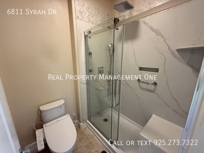 Building Photo - 6811 Syrah Dr