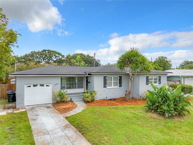 Building Photo - 3753 Benson Ave N