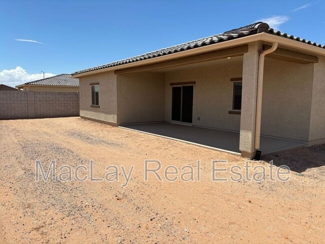 Building Photo - 675 N Crowned Dove Trail