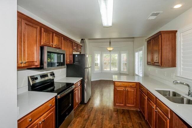 Building Photo - 1135 Mossy Knoll Dr